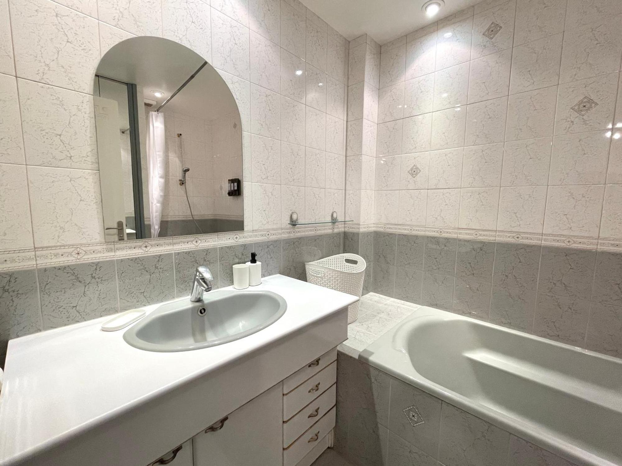 Confortable, Centre-ville Apartment