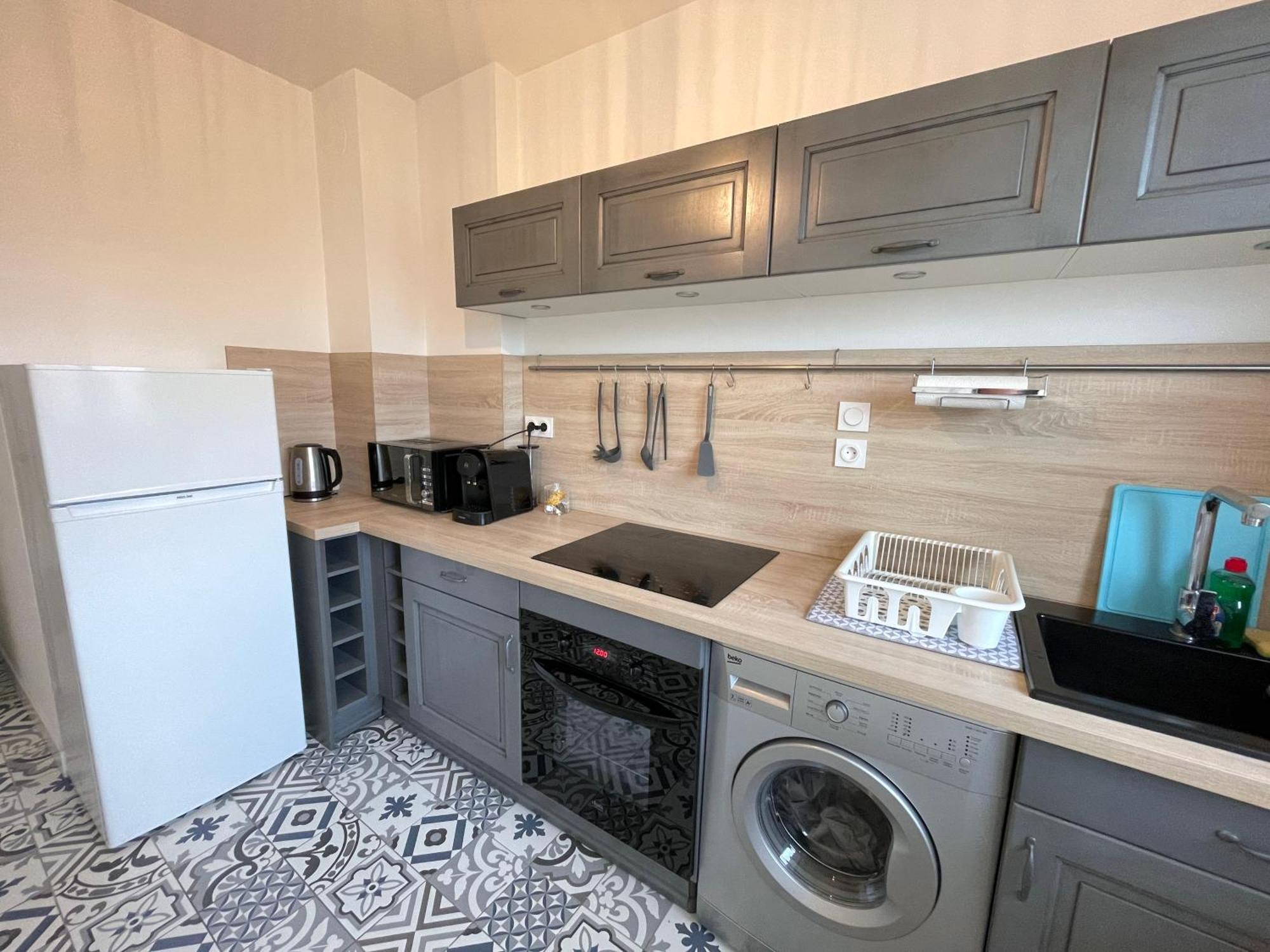 Apartment Confortable, Centre-ville Troyes